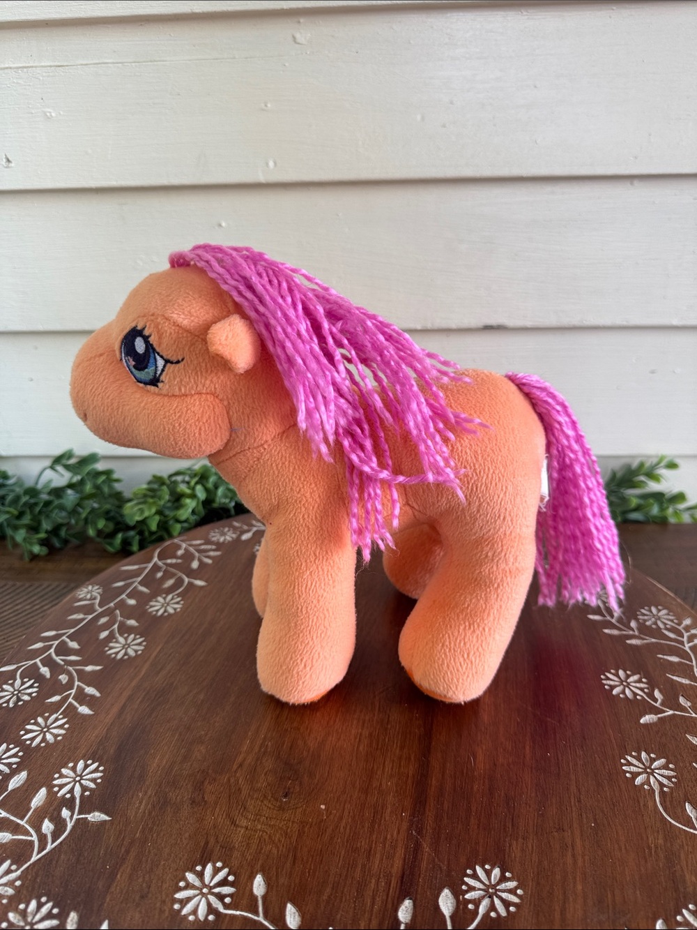 My Little Pony 2004 Hasbro 9” Sparkleworks Plush - Picture 2 of 4